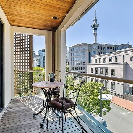 Enormous One Bedroom Beauty In Cbd! Free Parking Auckland Kültér fotó