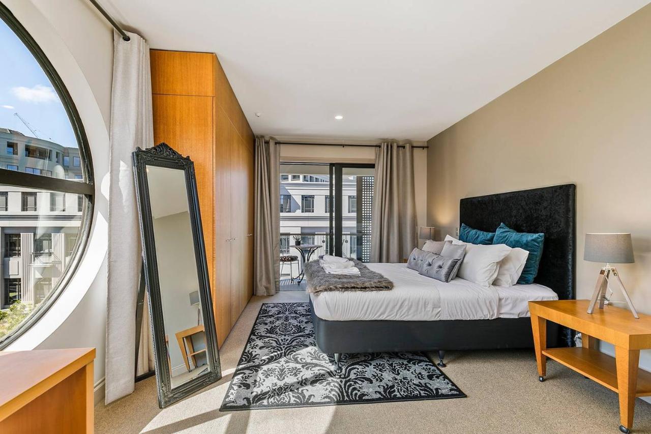 Enormous One Bedroom Beauty In Cbd! Free Parking Auckland Kültér fotó