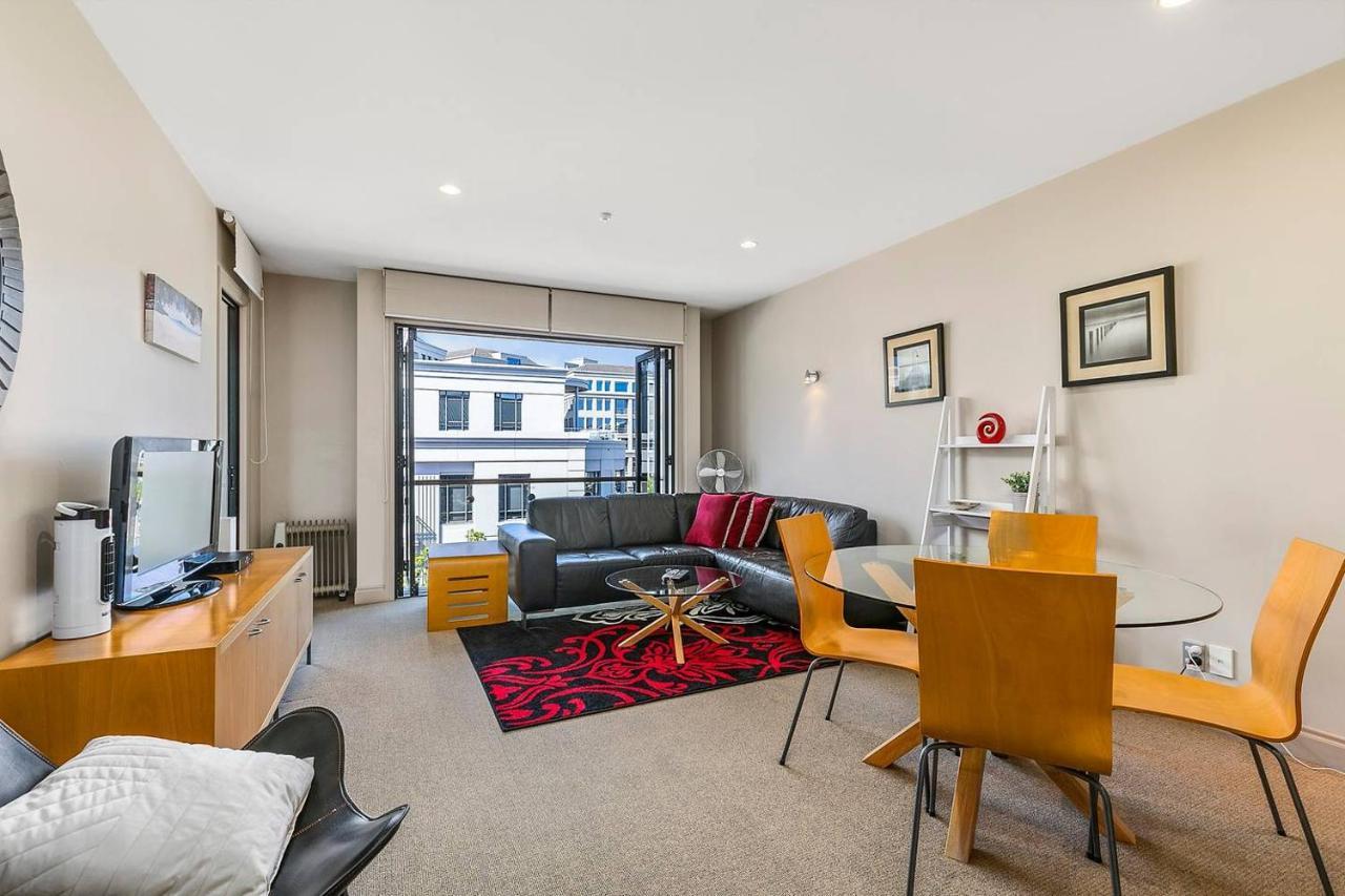 Enormous One Bedroom Beauty In Cbd! Free Parking Auckland Kültér fotó